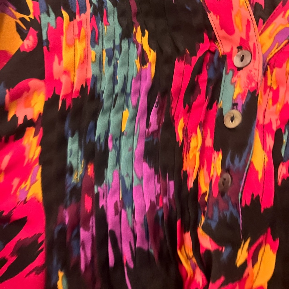 Entro Multicolor Abstract Blouse - Picture 2 of 7